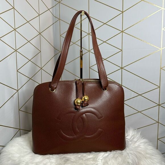 💯Authentic Chanel Caviar Double Zipped Handbag🍀 - Picture 13 of 17